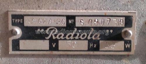 RA42A-20; Radiola marque (ID = 1426540) Radio