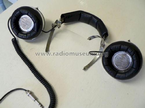 2 Way Stereo Headphone HP-400H; Sharp; Osaka (ID = 1050510) Speaker-P