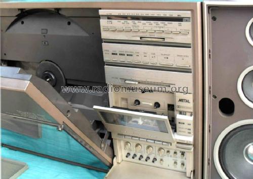 Both Sides Play Disc Compo VZ-3000 ; Sharp; Osaka (ID = 1512365) Radio