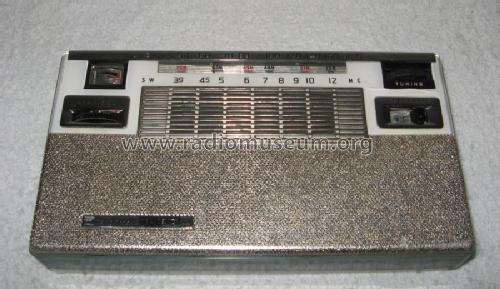 2-Band 10 Transistor BX-330; Sharp; Osaka (ID = 971222) Radio