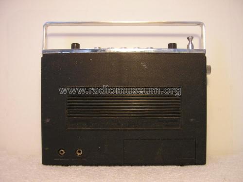 FYL-181; Sharp; Osaka (ID = 1976483) Radio