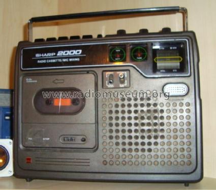 2000 Radio Tape Recorder GF-2000H; Sharp; Osaka (ID = 1315386) Radio