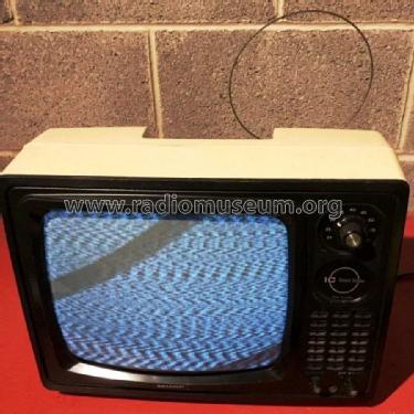 IC Solid State 12P-41H; Sharp; Osaka (ID = 2597186) Television