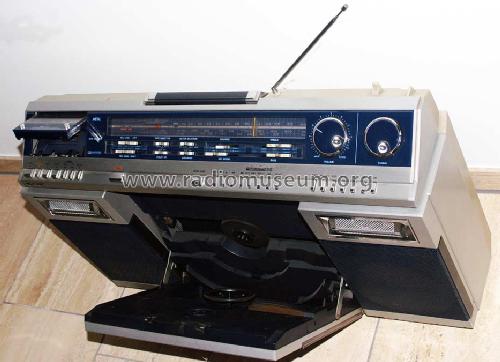 Both Sides Play Disc Stereo System VZ-2000 H Metal; Sharp; Osaka (ID = 375809) Radio