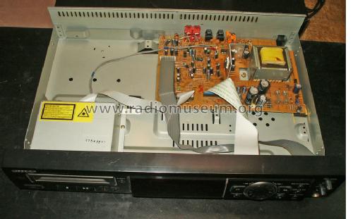 Minidisc Deck MD-R2; Sharp; Osaka (ID = 1135605) R-Player