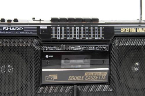 Stereo Radio Cassette Recorder WQ-T252H ; Sharp; Osaka (ID = 1791750) Radio