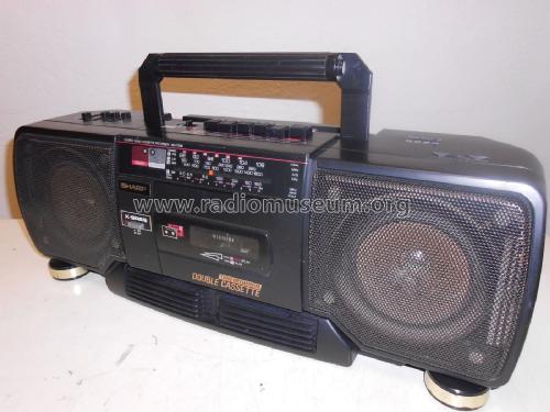 Stereo Radio Cassette Recorder WQ-T238H; Sharp; Osaka (ID = 2348080) Radio