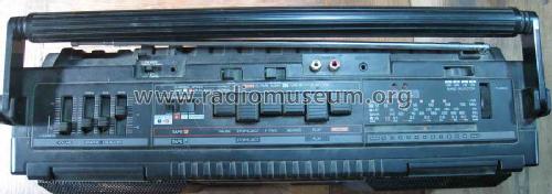 Stereo Radio Cassette Recorder WQ-T234H; Sharp; Osaka (ID = 986143) Radio