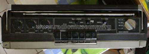 Stereo Radio - Tape Recorder GF-6161H; Sharp; Osaka (ID = 2515541) Radio