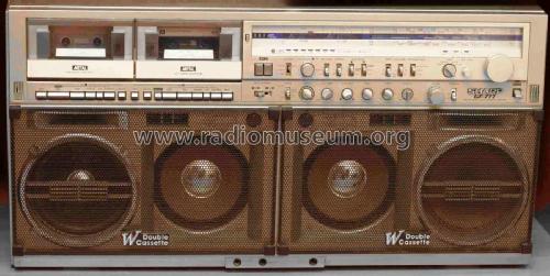 The Searcher 4 Band Stereo Radio Cassette Recorder GF-777 ZR; Sharp; Osaka (ID = 2227488) Radio