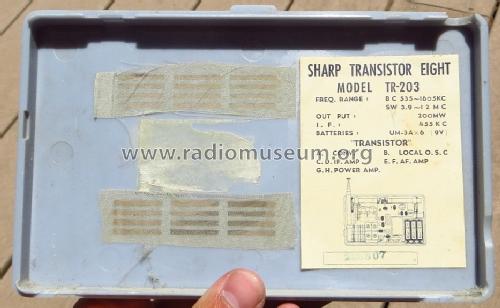 8 Transistors TR-203; Sharp; Osaka (ID = 1481987) Radio