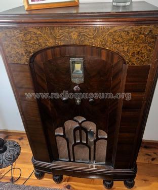 Burlwood Console ; Sherwood Radio Ltd.; (ID = 3098577) Radio
