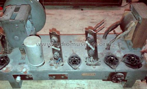 350V; Siemens; Budapest (ID = 1340208) Radio