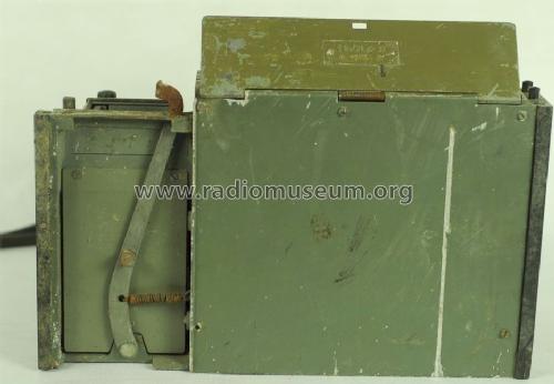 Feldfernschreiber - Telegrafentypenbildschreiber T typ 58 T Bs/24a-32 ; Siemens & Halske, - (ID = 1109509) Militar