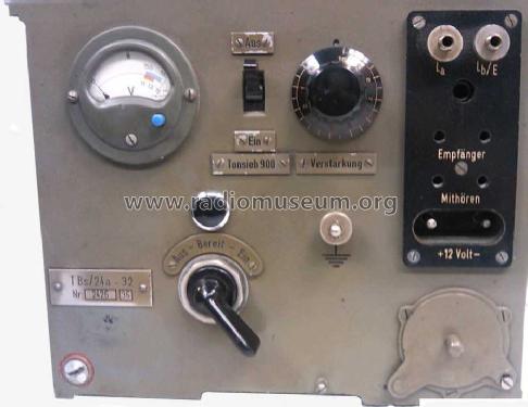 Feldfernschreiber - Telegrafentypenbildschreiber T typ 58 T Bs/24a-32 ; Siemens & Halske, - (ID = 1414952) Military