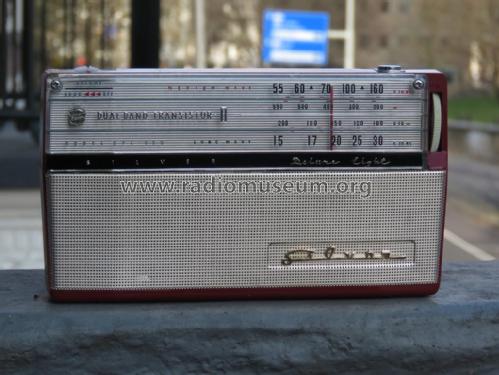 Dual Band Transistor 8 - Deluxe Eight 8TL-280; Silver Brand - Shin- (ID = 2631654) Radio