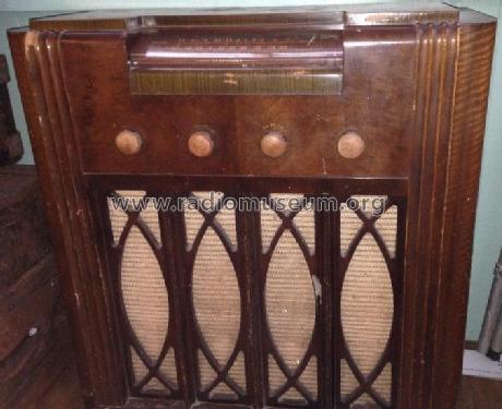 Serenader 510-2 Ch= S1-4726; Simpson Co. Ltd., (ID = 2250624) Radio