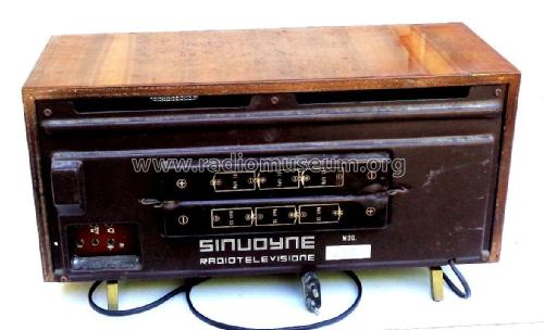 De Luxe 212; Sinudyne, Societá (ID = 2219686) Radio