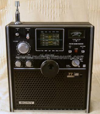 Captain 77 ICF-5800L; Sony Corporation; (ID = 2326453) Radio