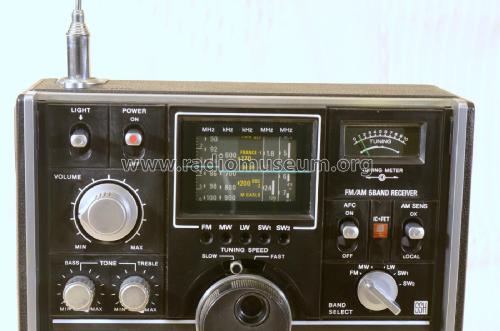 Captain 77 ICF-5800L; Sony Corporation; (ID = 2326455) Radio