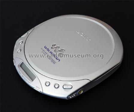 CD Walkman D-E220; Sony Corporation; (ID = 2249696) R-Player