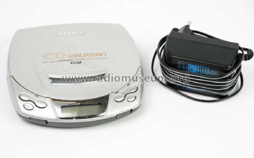 CD Walkman - Portable CD Player D-E201; Sony Corporation; (ID = 2572614) R-Player