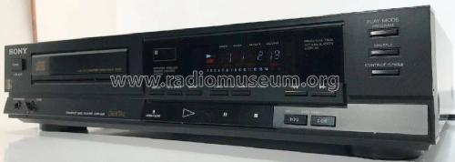 Compact Disc Player CDP-550; Sony Corporation; (ID = 2457571) Sonido-V
