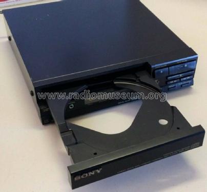 Compact Disc Player CDP-S27; Sony Corporation; (ID = 2462252) Ton-Bild