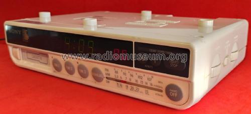 Digital Kitchen Clock Radio ICF-C560L; Sony Corporation; (ID = 2574036) Radio