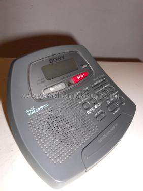 Dream Machine Digital Voice Memo ICF-C723; Sony Corporation; (ID = 2310644) Radio