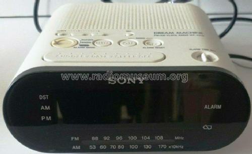 Dream Machine FM/AM Clock Radio ICF-C218; Sony Corporation; (ID = 2586789) Radio