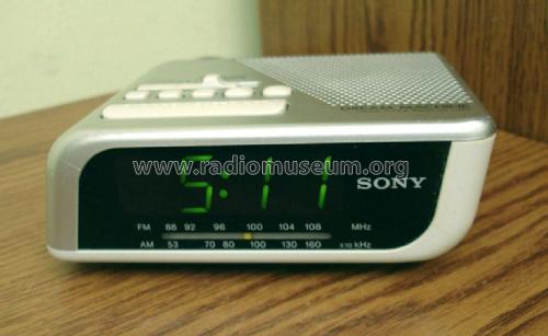 Dream Machine ICF-C205; Sony Corporation; (ID = 2887154) Radio