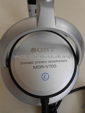 Dynamic Stereo Headphones MDR-V700; Sony Corporation; (ID = 2266822) Speaker-P