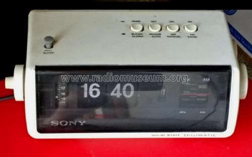 FM/AM Digital Clock Radio 8FC-100W; Sony Corporation; (ID = 2405600) Radio