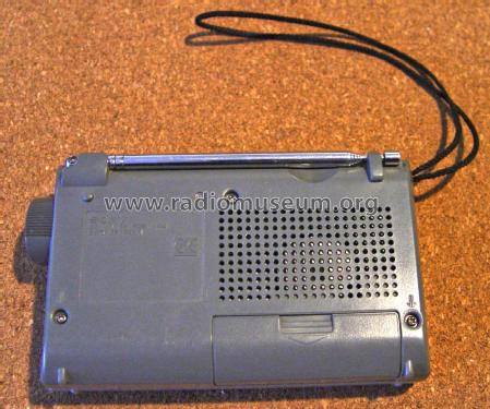 FM/AM PLL Synthesized Radio ICF-M260; Sony Corporation; (ID = 2224596) Radio
