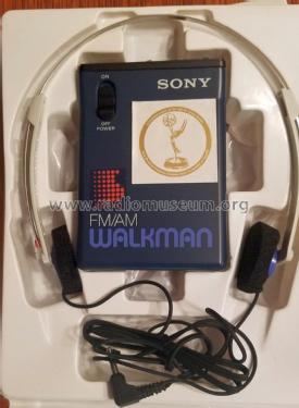FM/AM Walkman SRF-22W; Sony Corporation; (ID = 2826720) Radio