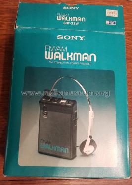 FM/AM Walkman SRF-22W; Sony Corporation; (ID = 2826722) Radio