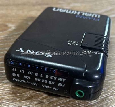 FM/AM Walkman SRF-29; Sony Corporation; (ID = 2813631) Radio