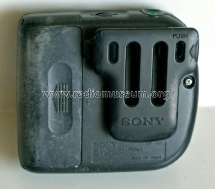 FM/AM Walkman SRF-M32; Sony Corporation; (ID = 2291295) Radio