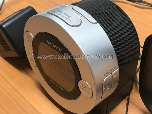 Dream Machine FM/AM Clock Radio ICF-C7iP; Sony Corporation; (ID = 2312109) Radio