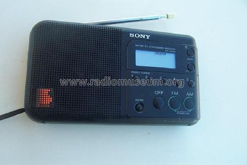 FM/AM PLL Synthesized Receiver ICF-M200; Sony Corporation; (ID = 2487930) Radio