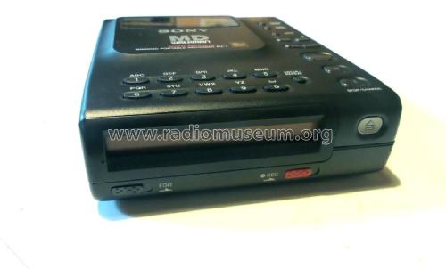 MD Walkman MiniDisc Portable Recorder MZ-1; Sony Corporation; (ID = 2160798) R-Player