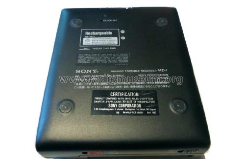 MD Walkman MiniDisc Portable Recorder MZ-1; Sony Corporation; (ID = 2160804) R-Player