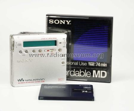 Recording MD Walkman - MiniDisk MZ-R900; Sony Corporation; (ID = 2584476) R-Player