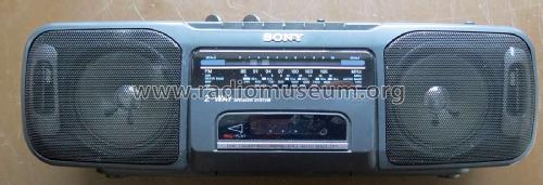 Radio Cassette-Corder CFS-200L; Sony Corporation; (ID = 2212688) Radio