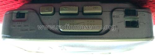 Walkman Radio Cassette Player WM-FX325; Sony Corporation; (ID = 2552020) Radio