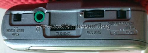 Walkman Radio Cassette Player WM-FX325; Sony Corporation; (ID = 2552021) Radio