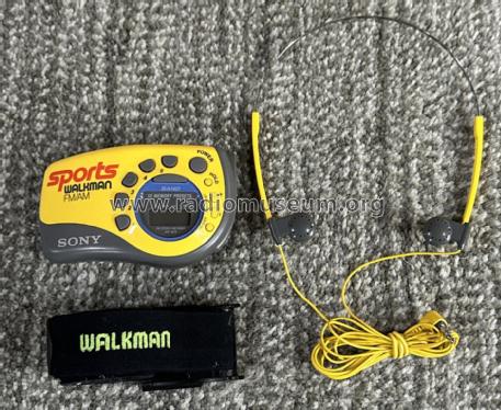 Sports FM/AM Walkman SRF-M78; Sony Corporation; (ID = 2826698) Radio