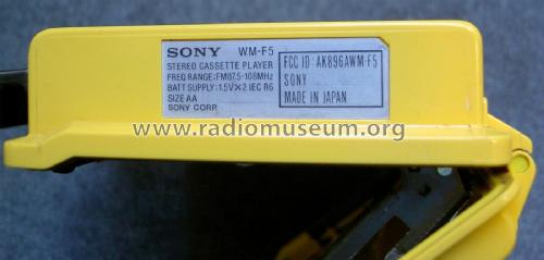 Sports Walkman FM WM-F5; Sony Corporation; (ID = 2566764) Radio