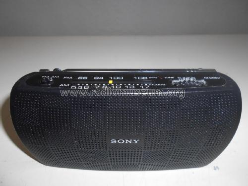 FM-Stereo/AM Radio/External Speaker SRF-18; Sony Corporation; (ID = 2385909) Radio